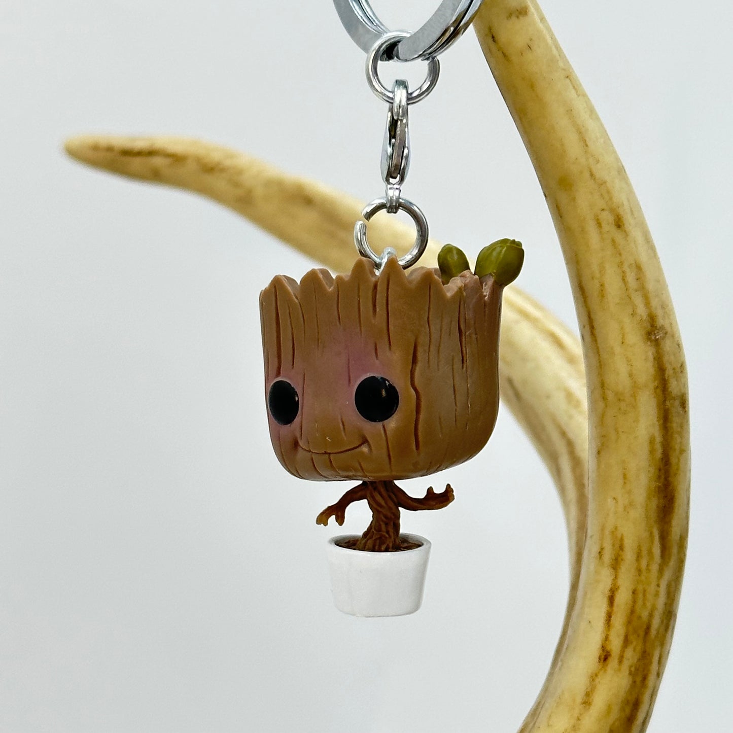 Dancing Groot- Funko Pop Keychain