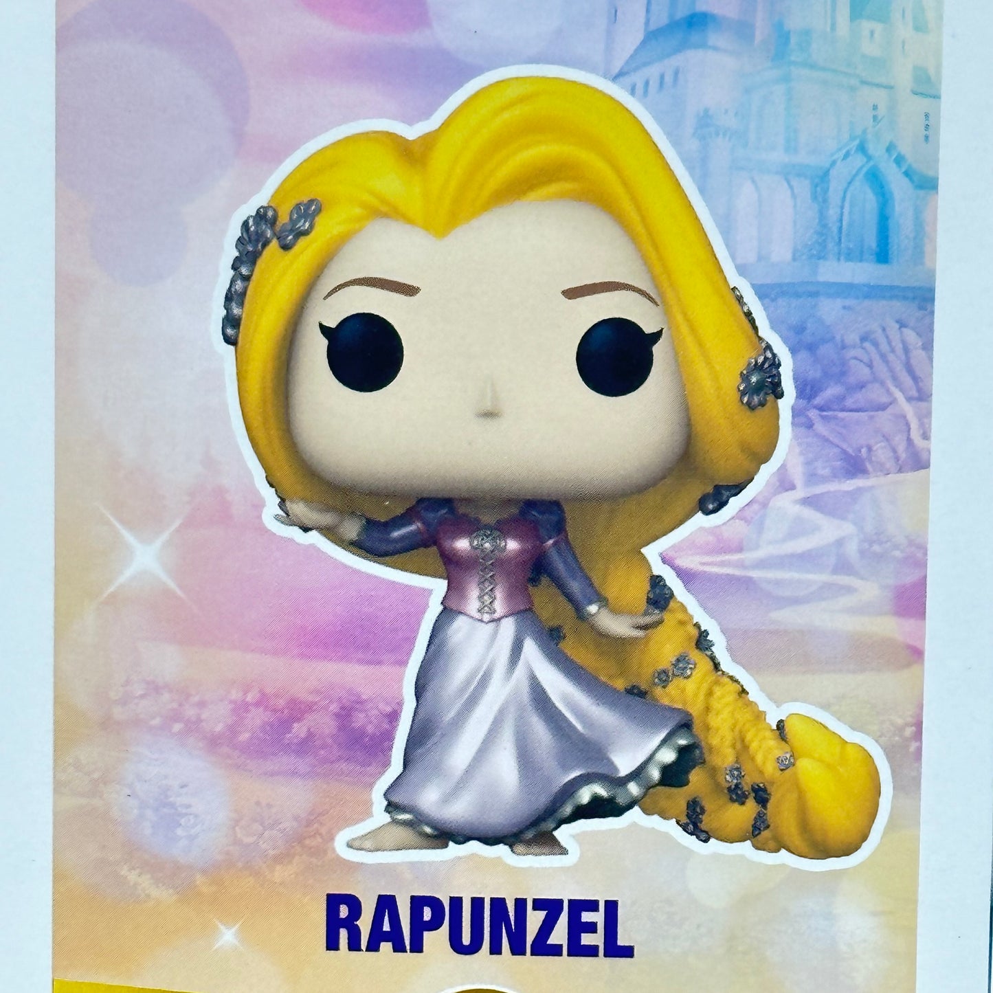 Funko Pop Ultimate Princess Gold Collection - Rapunzel with Pin and Protective Case