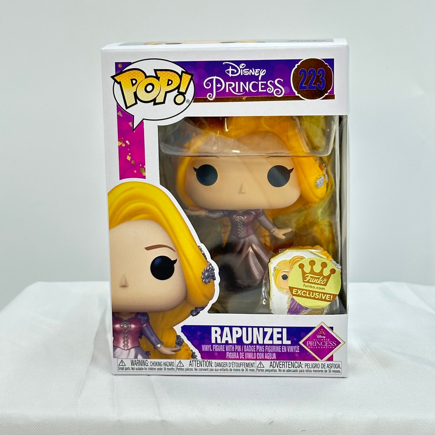 Funko Pop Ultimate Princess Gold Collection - Rapunzel with Pin and Protective Case